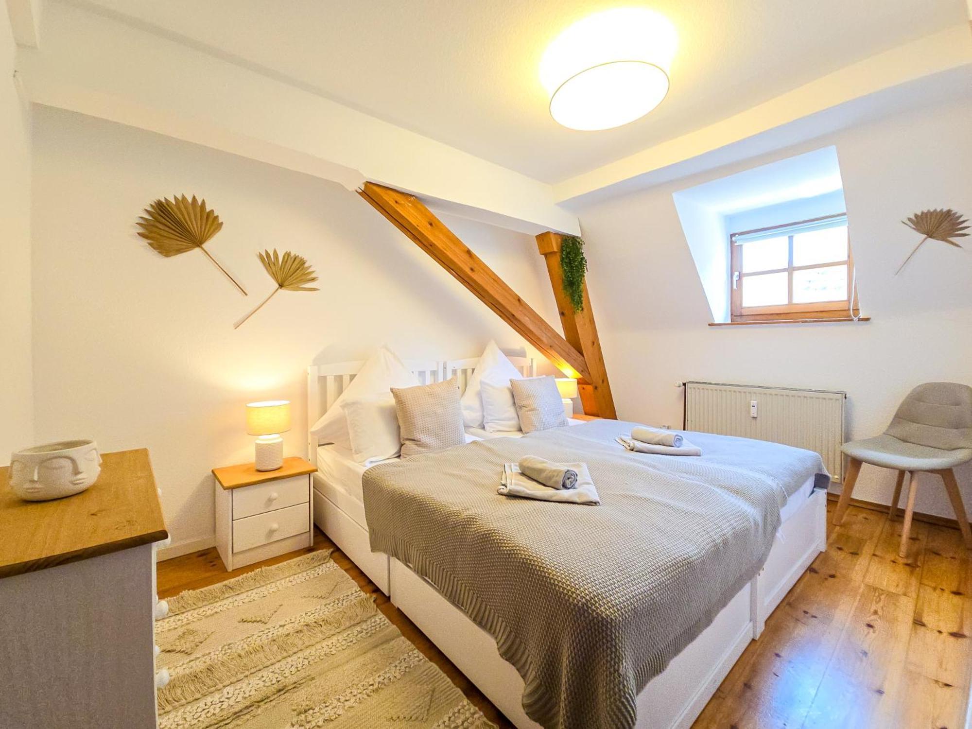 Romantic-Apartment - Altbauflair Mit Dachterrasse & Waldblick, Maisonette, 80M2 Annweiler am Trifels Extérieur photo